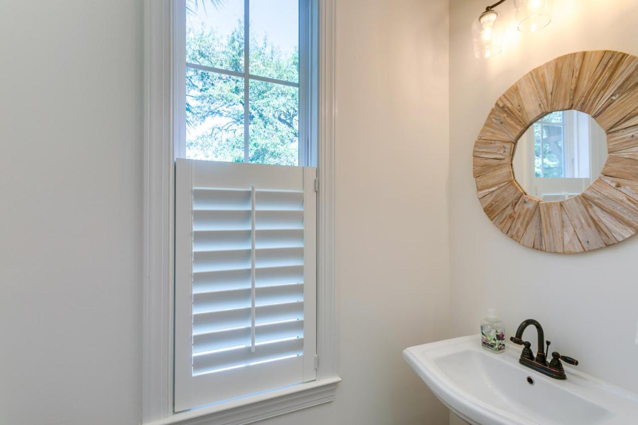 Luxe Jekyll Island Home With Beach And Pool Access ภายนอก รูปภาพ